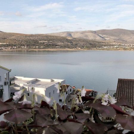 Apartments Maja - Sea View Trogir Exteriér fotografie