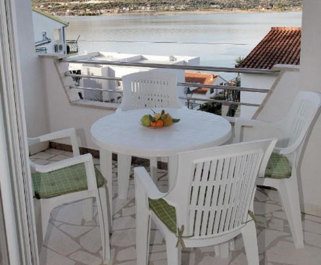 Apartments Maja - Sea View Trogir Exteriér fotografie