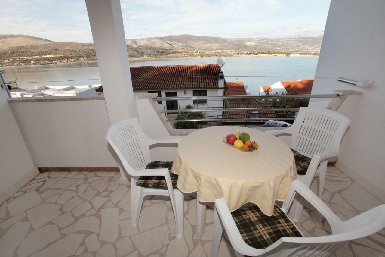 Apartments Maja - Sea View Trogir Exteriér fotografie