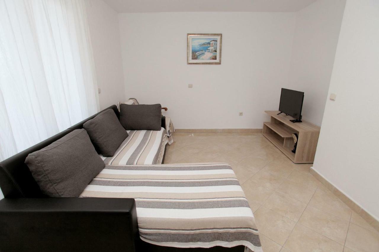 Apartments Maja - Sea View Trogir Exteriér fotografie