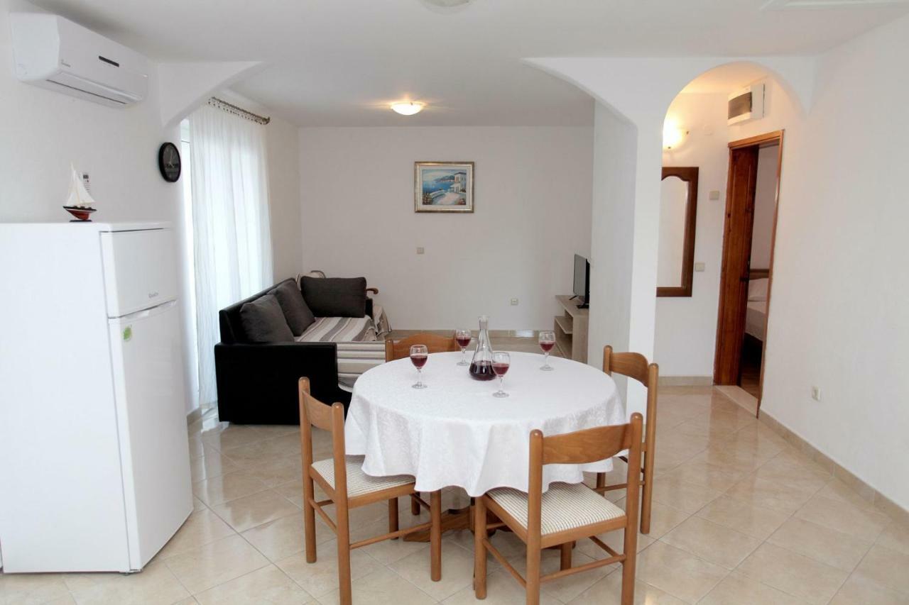 Apartments Maja - Sea View Trogir Exteriér fotografie